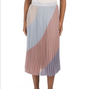 WDNY Neutral Pleated Midi Skirt